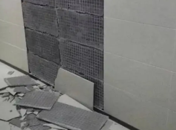 修武瓷砖空鼓维修公司分享下修武墙砖松动维修的知识